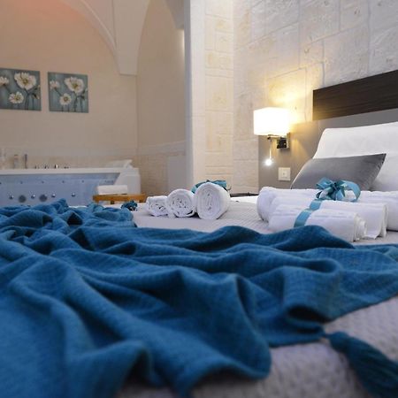 Suite Laurel Spa Con Idromassaggio Fasano Luaran gambar