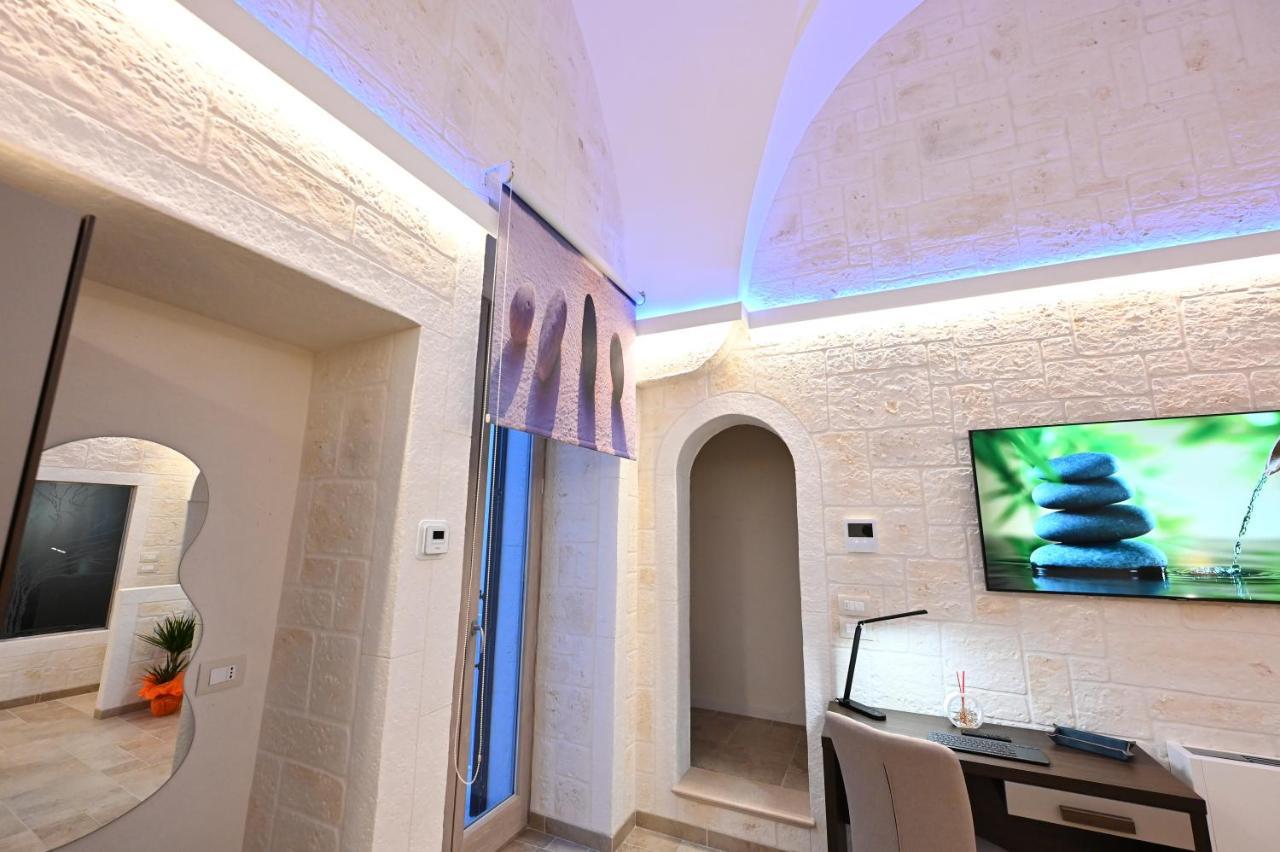 Suite Laurel Spa Con Idromassaggio Fasano Luaran gambar