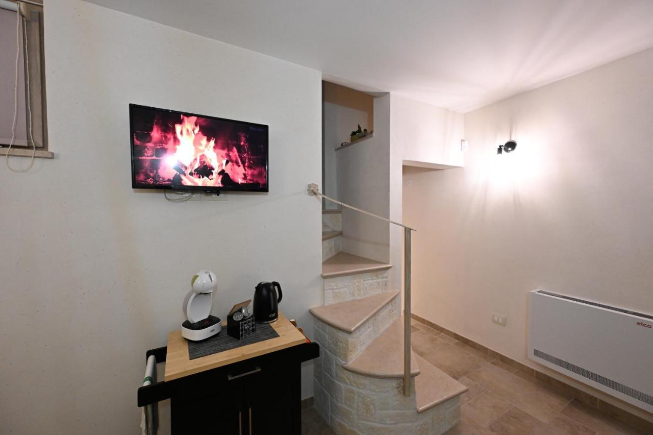 Suite Laurel Spa Con Idromassaggio Fasano Luaran gambar
