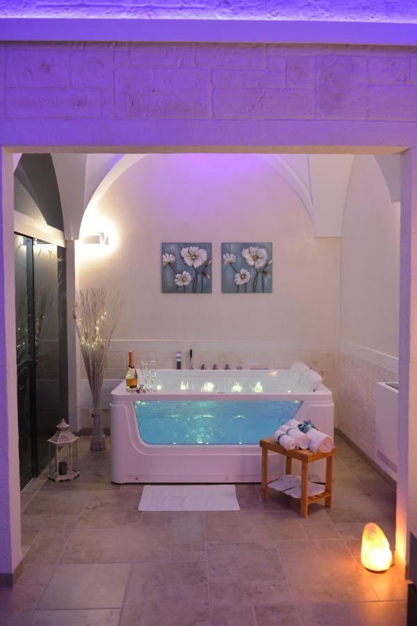 Suite Laurel Spa Con Idromassaggio Fasano Luaran gambar