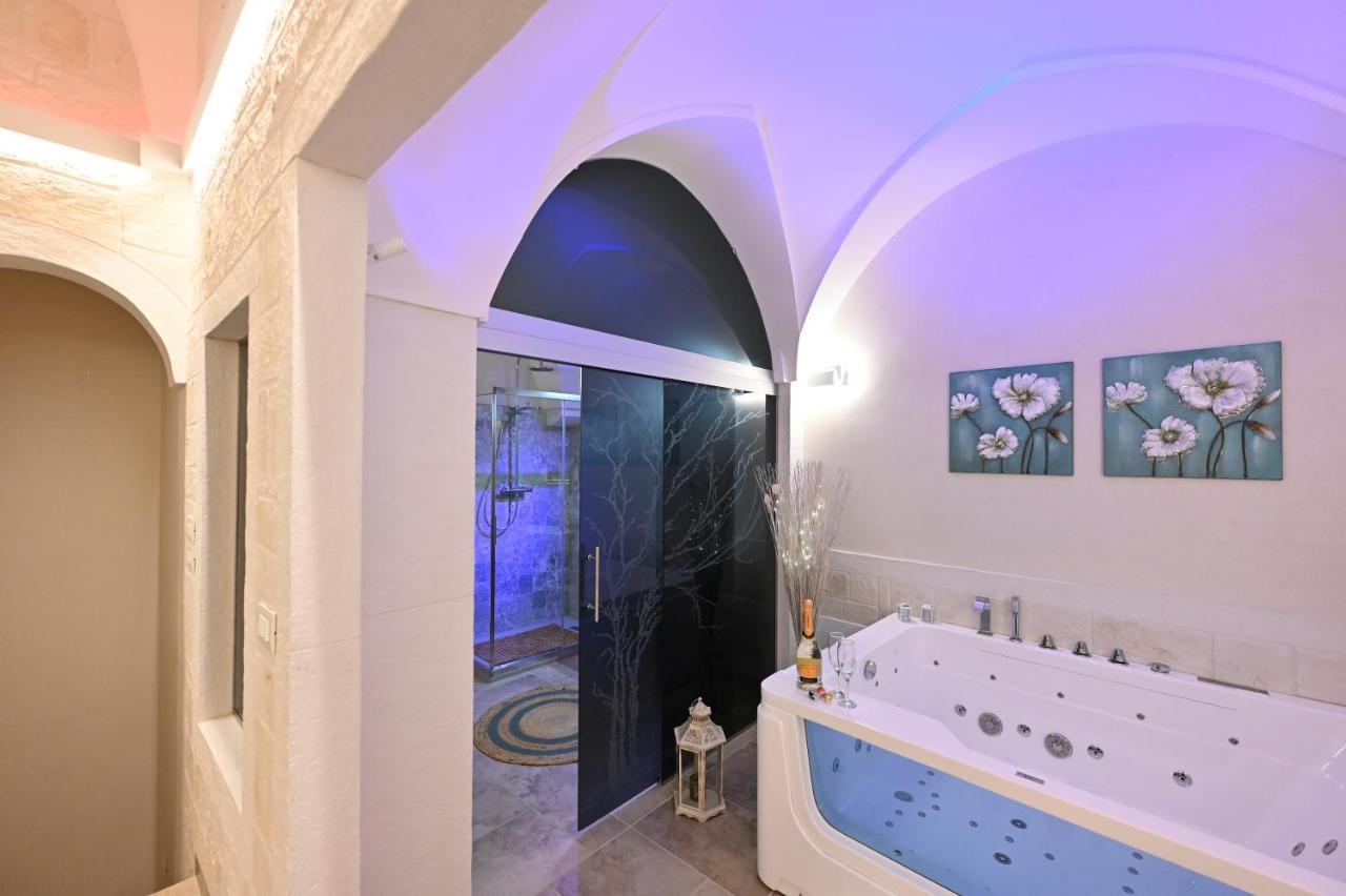 Suite Laurel Spa Con Idromassaggio Fasano Luaran gambar