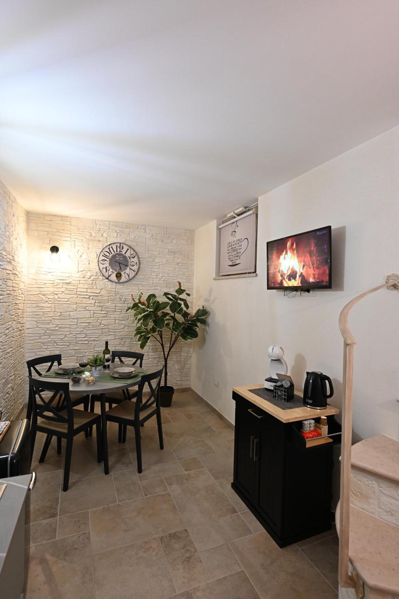 Suite Laurel Spa Con Idromassaggio Fasano Luaran gambar